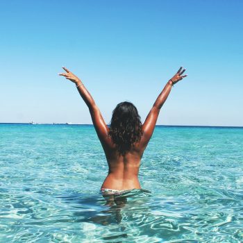 Topless sur la plage : osez le !
