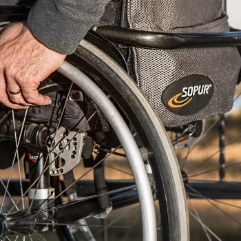 Quels sont les avantages d’utiliser des équipements et matériels médicaux à domicile ?