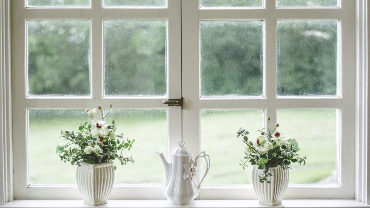 Optez pour la qualité : confiez la rénovation de vos fenêtres à un professionnel !
