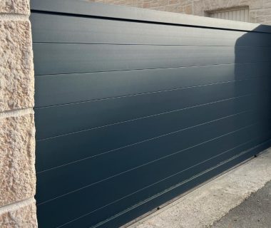 Ouverture de 3,50 m : comment choisir le portail adapté ?
