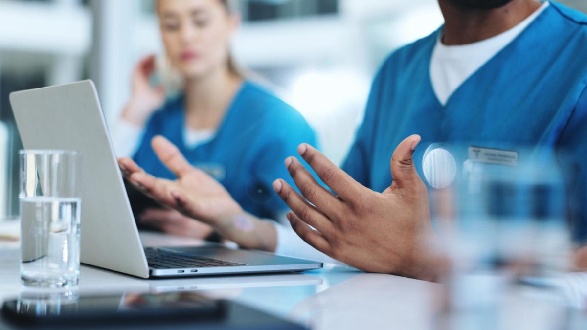 Pourquoi la formation continue est cruciale dans le secteur de la santé ?