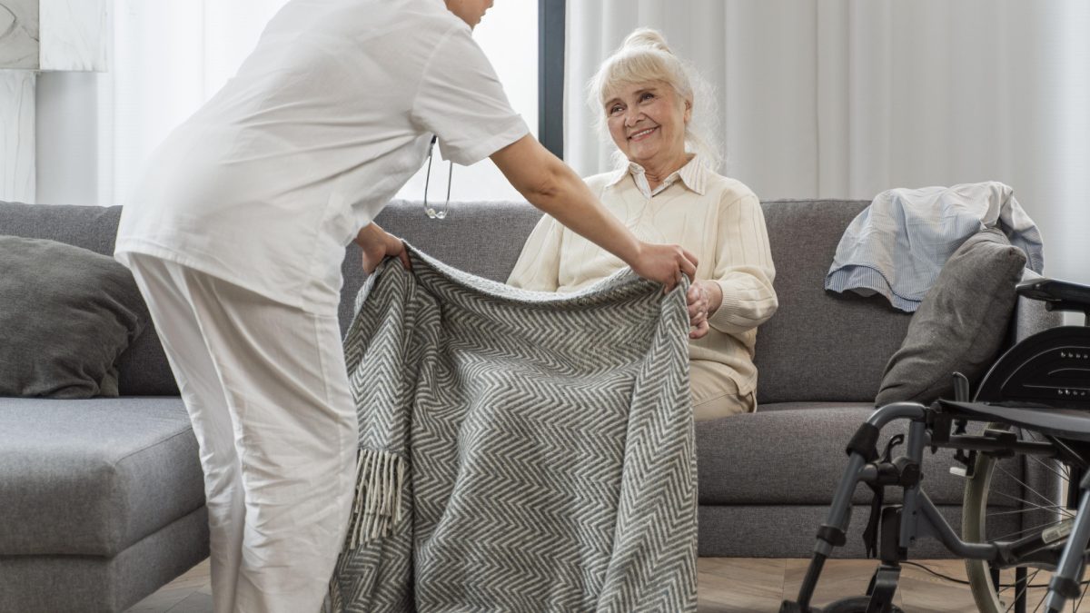 Comment choisir un service d’aide à domicile adapté à ses besoins ?